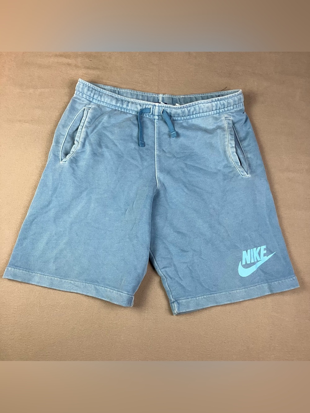 Nike Men's Size M Blue Sweat Shorts Logo Back Pocket